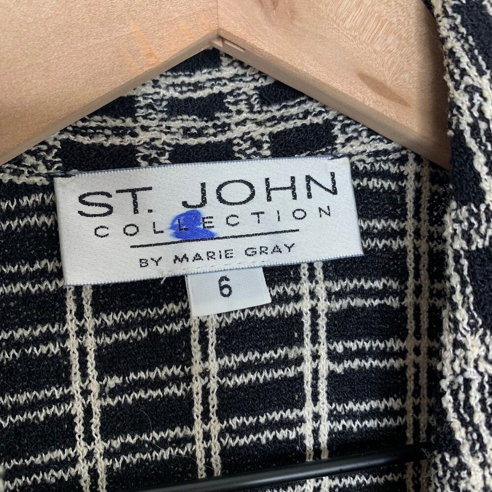 St. John Black & Ivory Textured Knit Blazer Gold Buttons Womens Size 6 - Picture 12 of 13